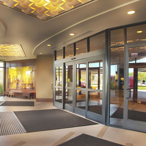 commercial door specialist La Ca